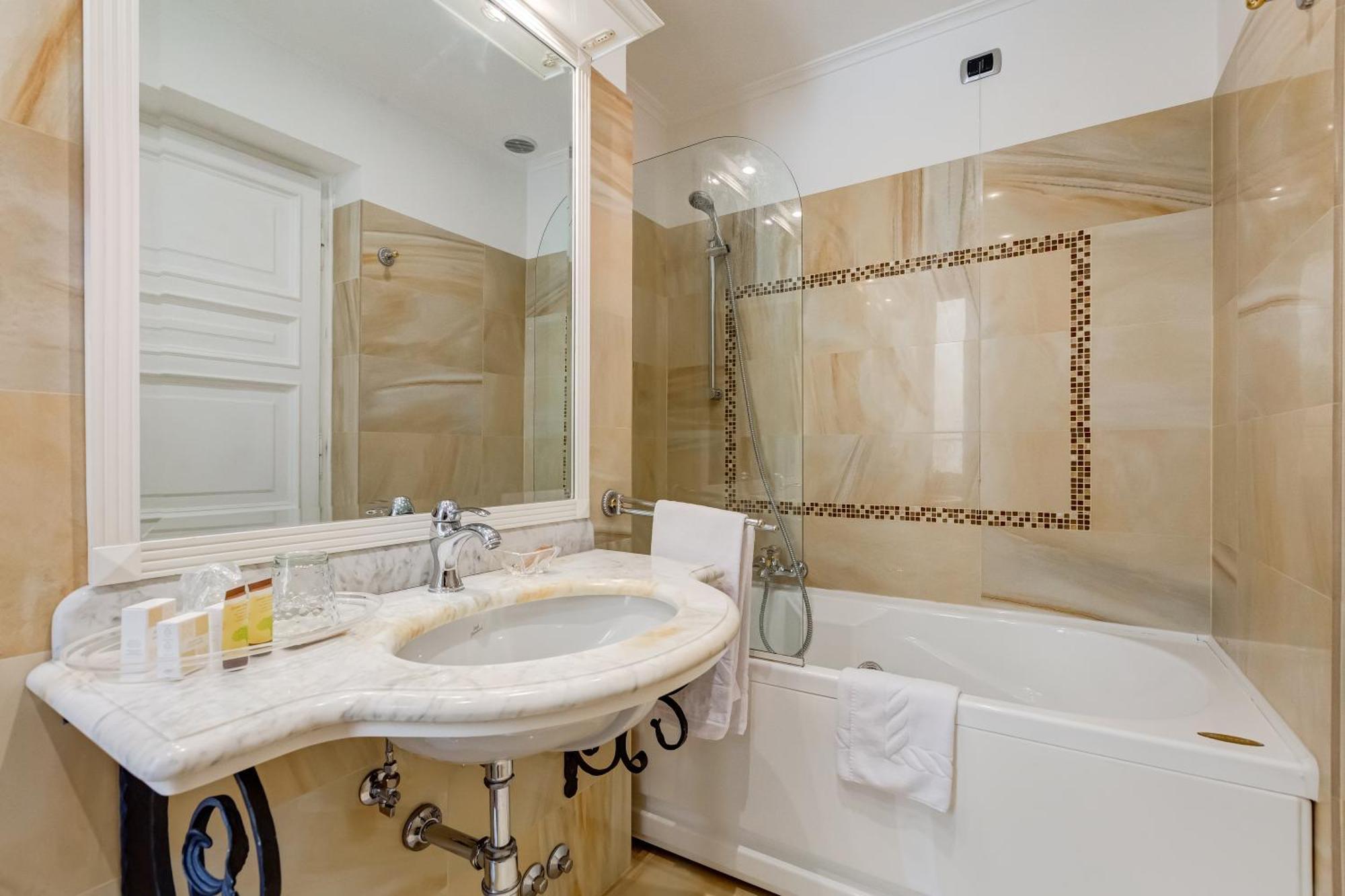 Hotel Cellini Roma Ngoại thất bức ảnh