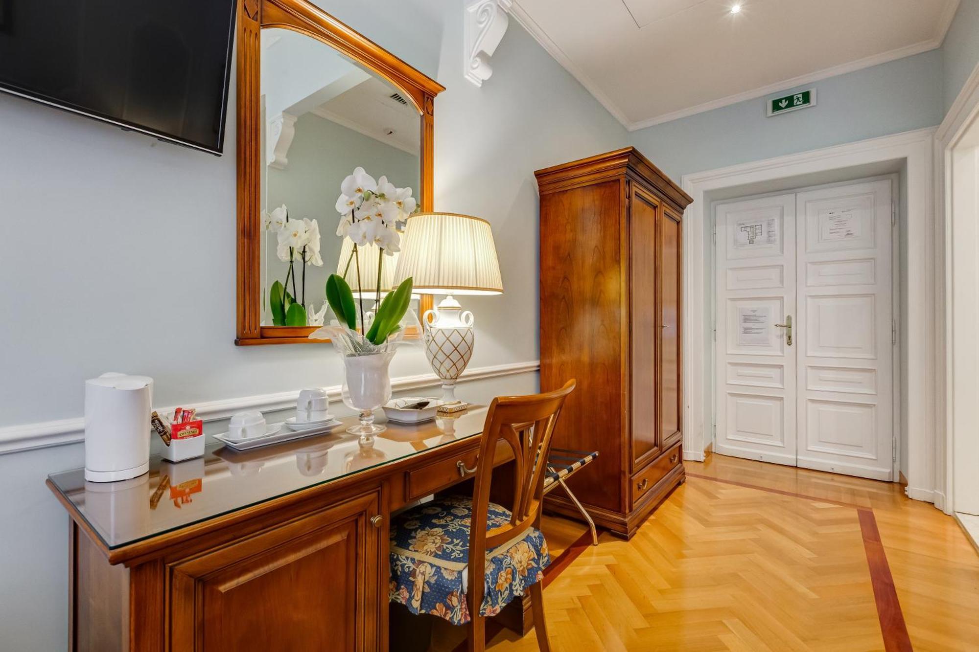 Hotel Cellini Roma Ngoại thất bức ảnh